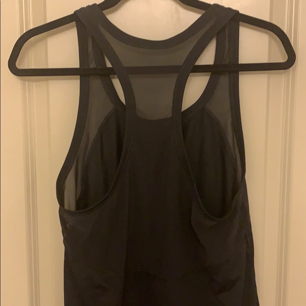 Black sleeveless mesh lululemon tank - Picture 3 of 5